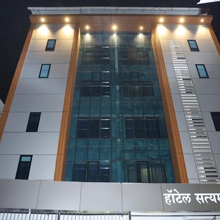 Hotel Satyam Residency Нави Мумбаи Экстерьер фото