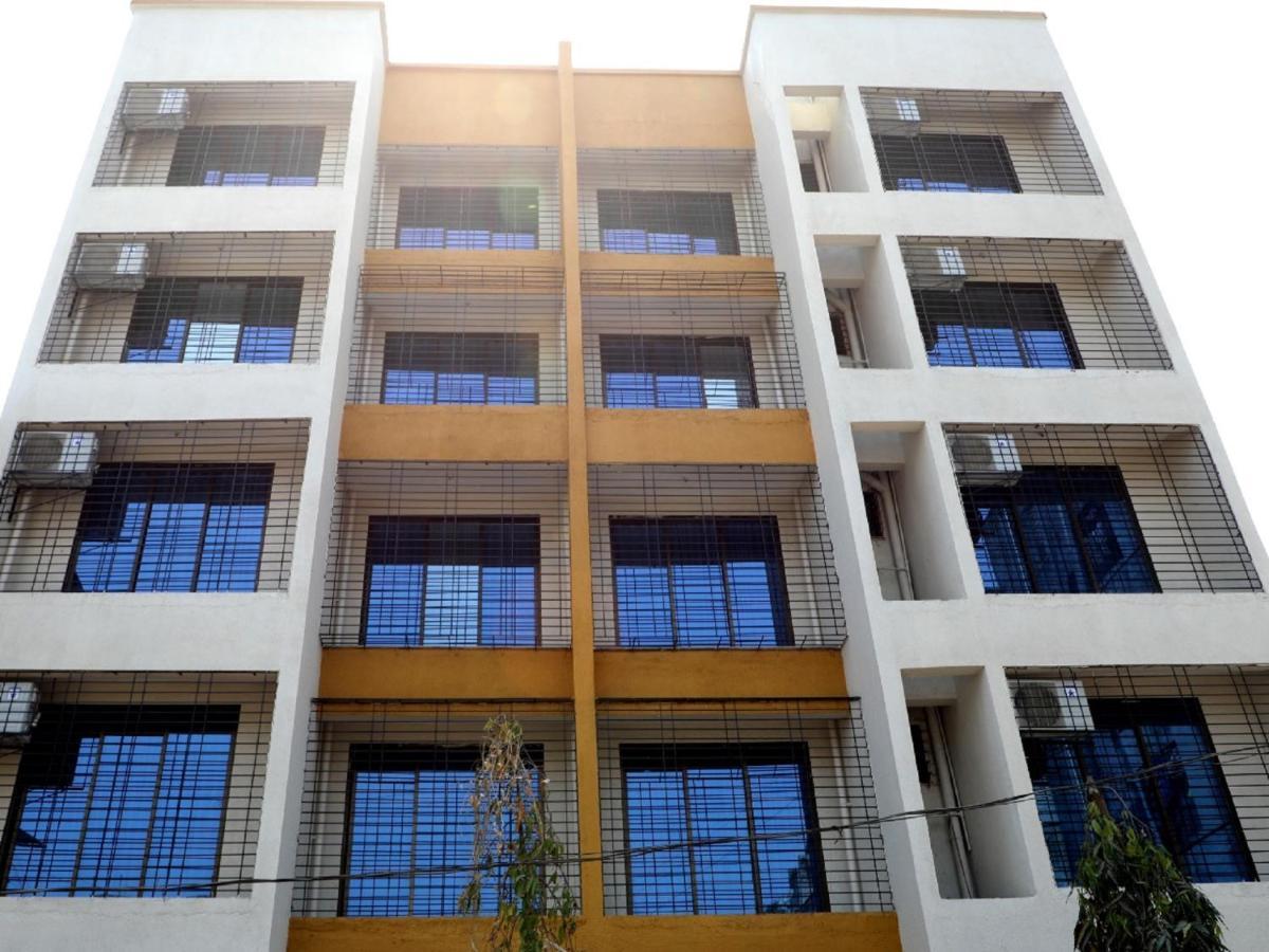 Hotel Satyam Residency Нави Мумбаи Экстерьер фото