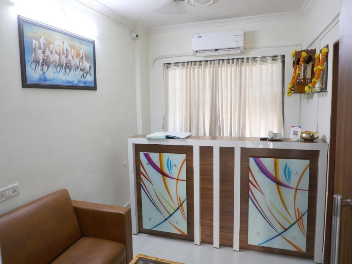 Hotel Satyam Residency Нави Мумбаи Экстерьер фото