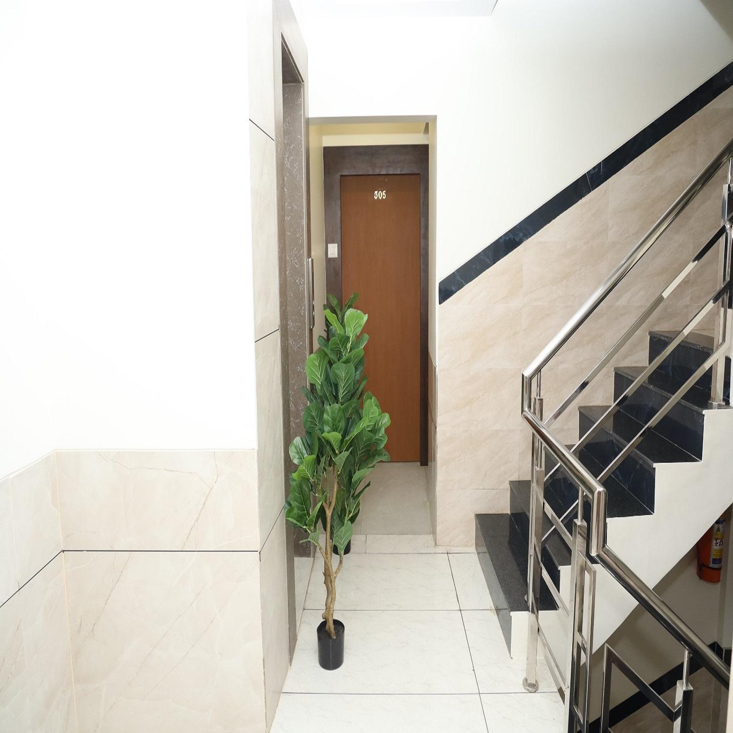 Hotel Satyam Residency Нави Мумбаи Экстерьер фото